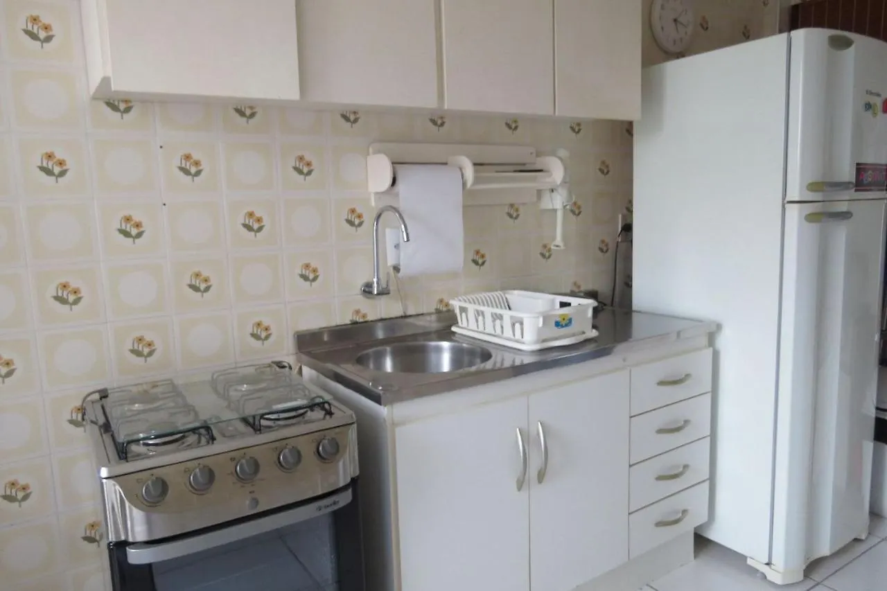 Residencial Camila Na Quadra Do Mar Em Bombinhas Apartment