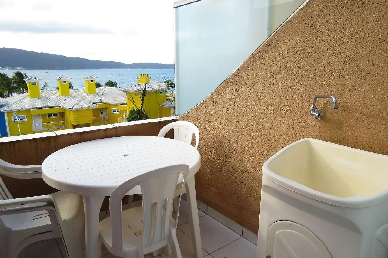 Residencial Camila Na Quadra Do Mar Em Bombinhas Apartment